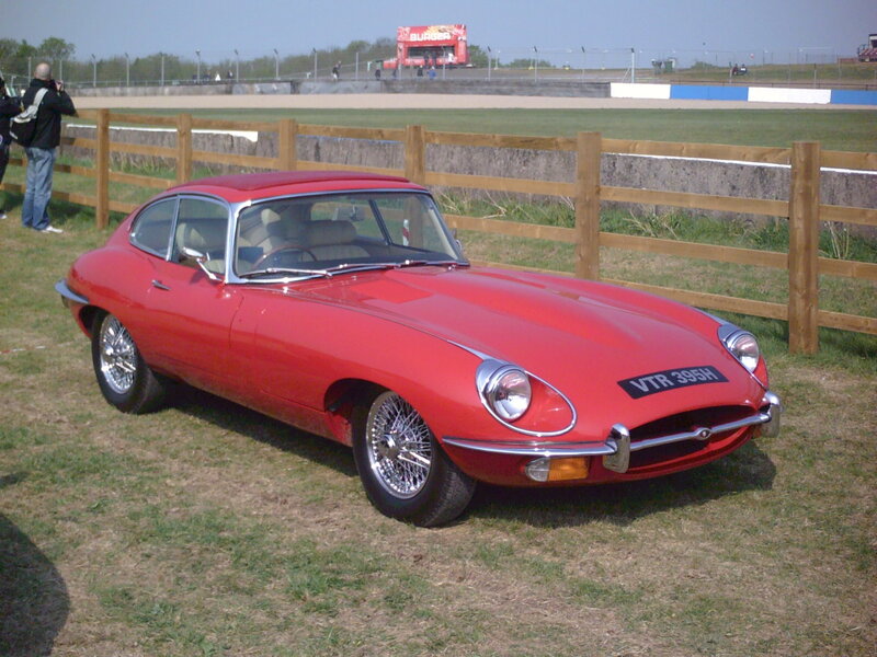 Red Jaguar E-type Car — Calm