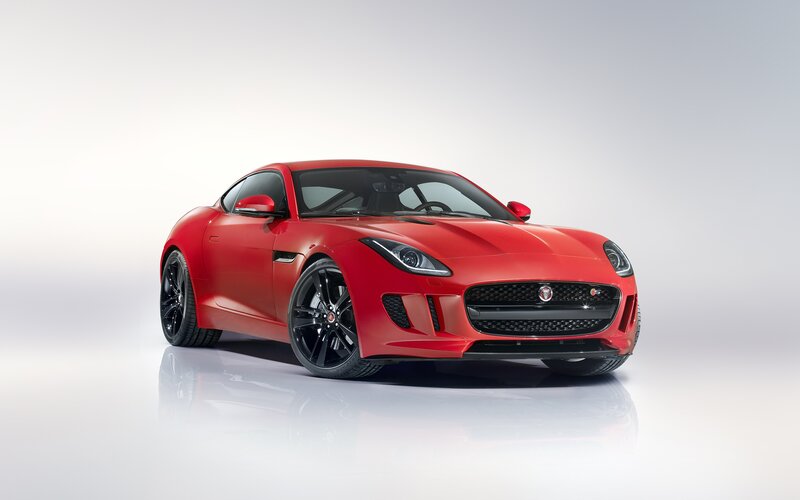 Red Jaguar F-type — Clean, Modern
