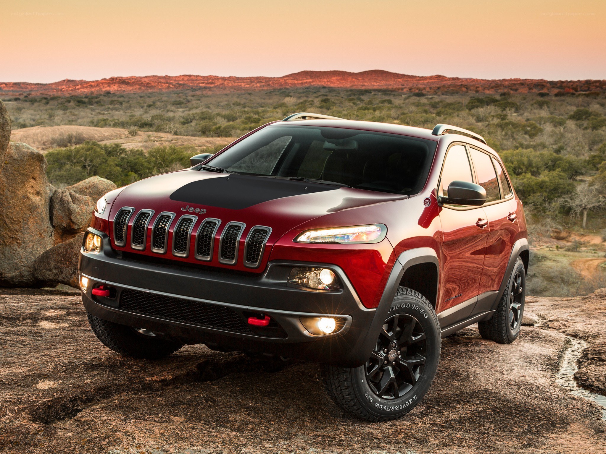 Red Jeep Cherokee Trailhawk