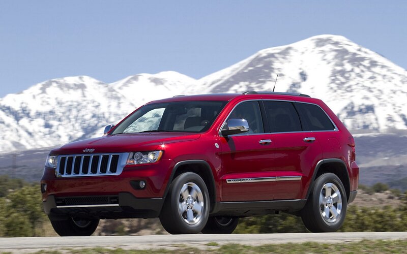Red Jeep Grand Cherokee