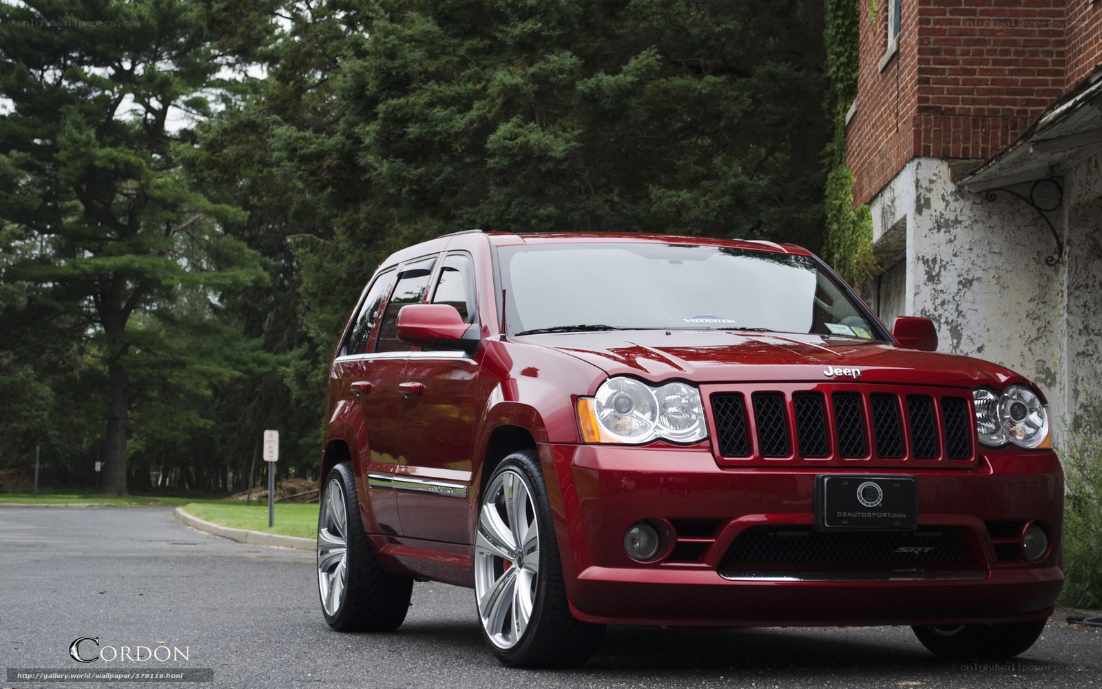 Red Jeep Grand Cherokee SRT8