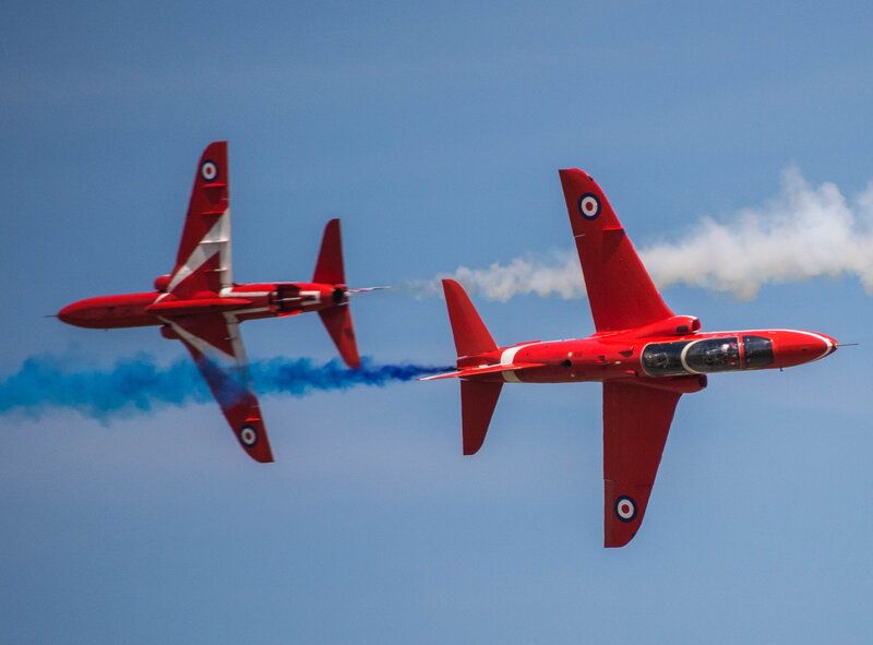 Red Jet Planes — Dynamic