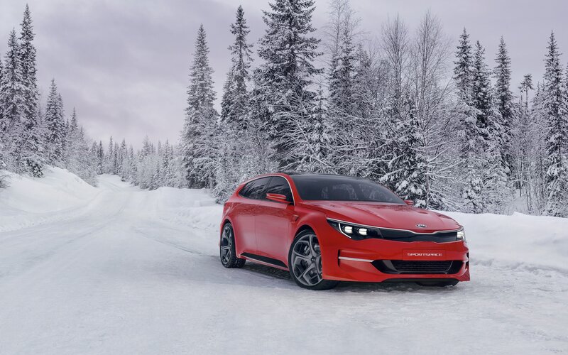 Red Kia Sportspace Car