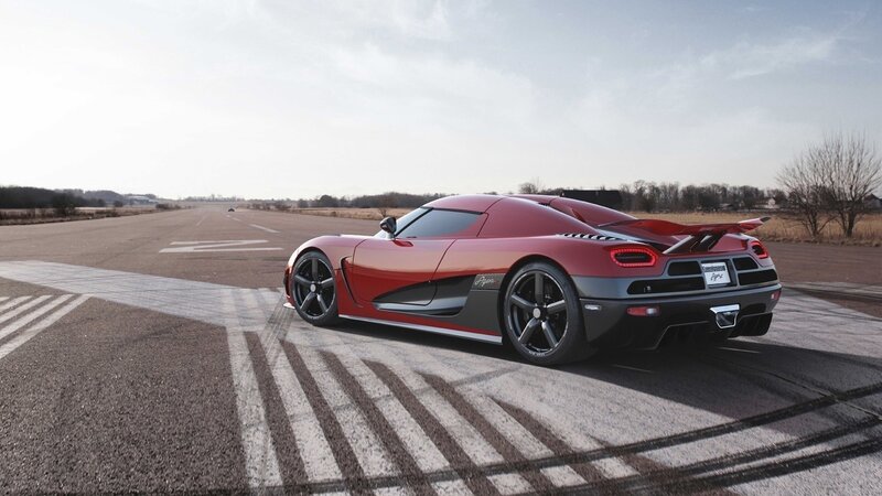 Red Koenigsegg Agera on racetrack