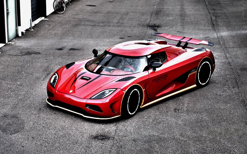 Red Koenigsegg Agera RS