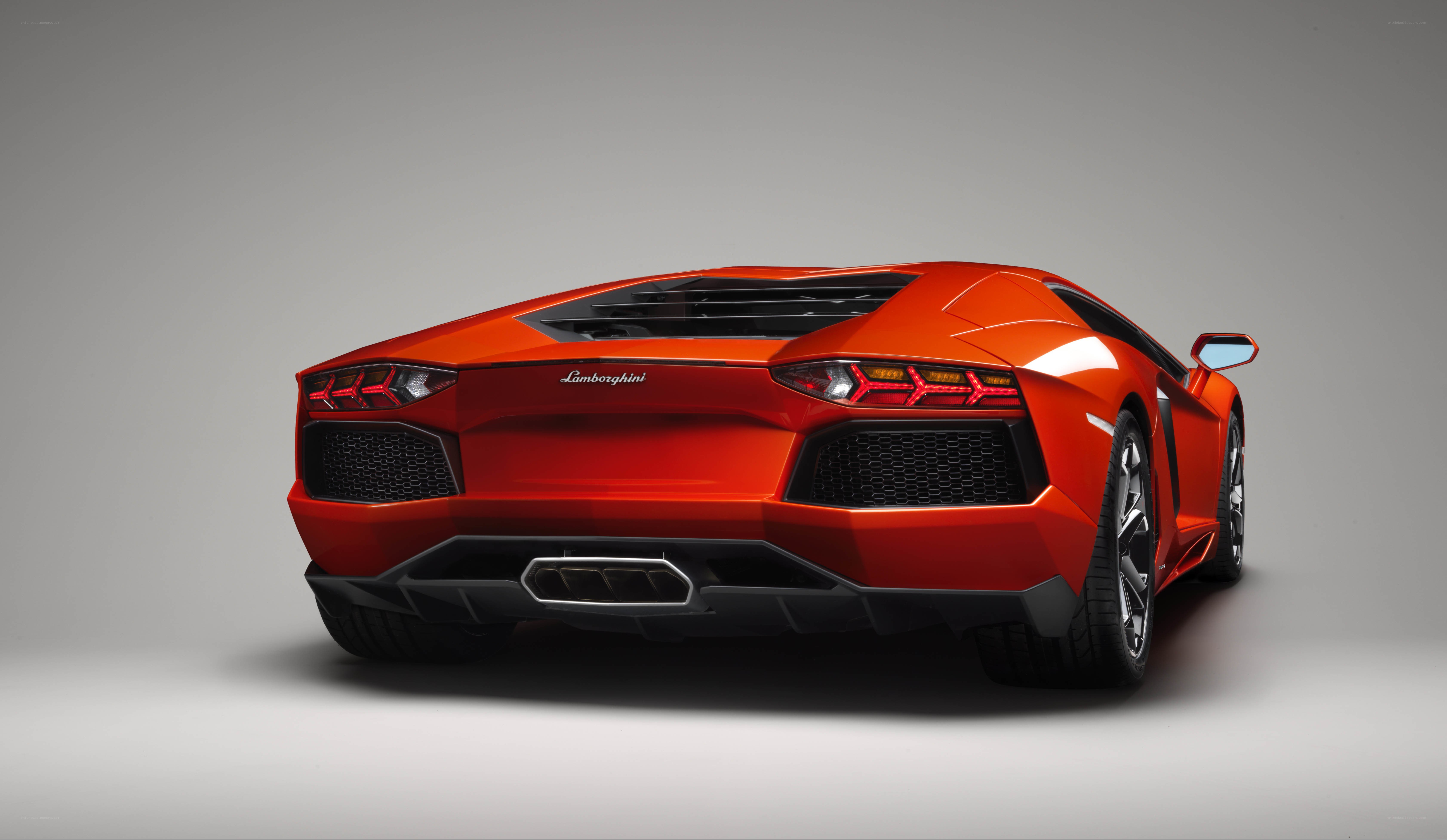 Red Lamborghini Aventador