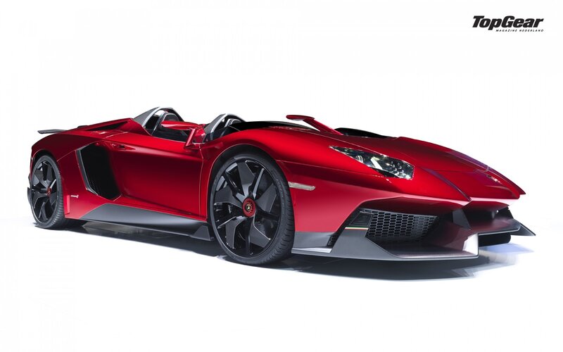 Red Lamborghini Aventador Roadster