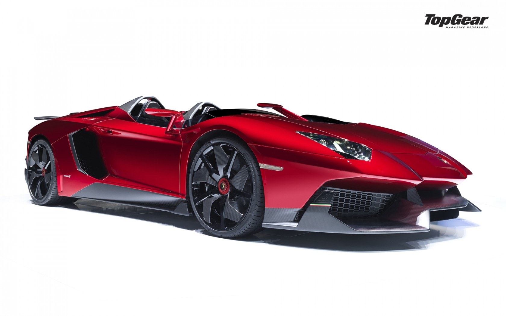 Red Lamborghini Aventador Roadster