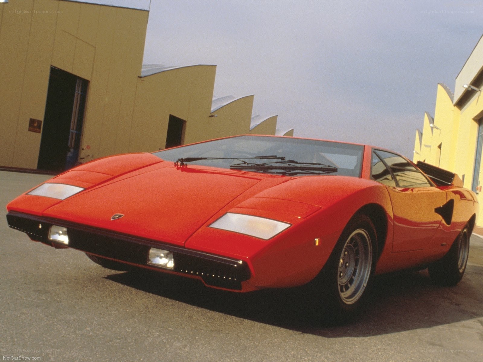 Red Lamborghini Countach