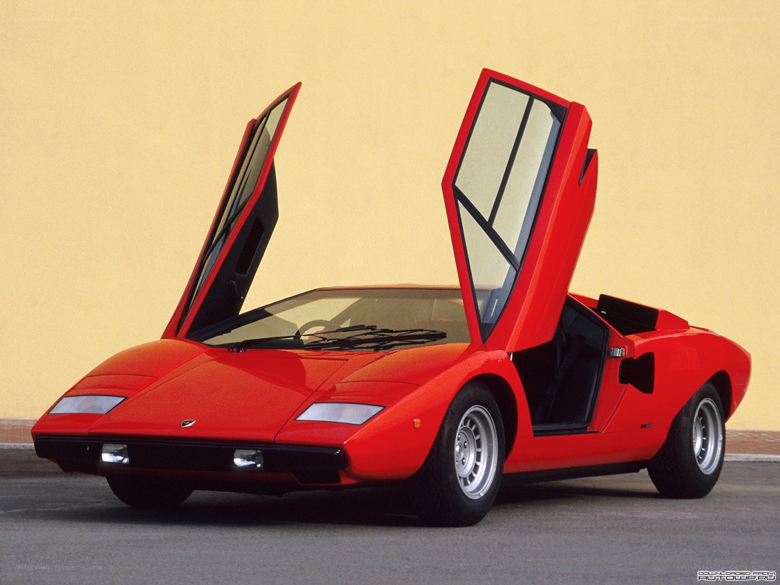 Red Lamborghini Countach