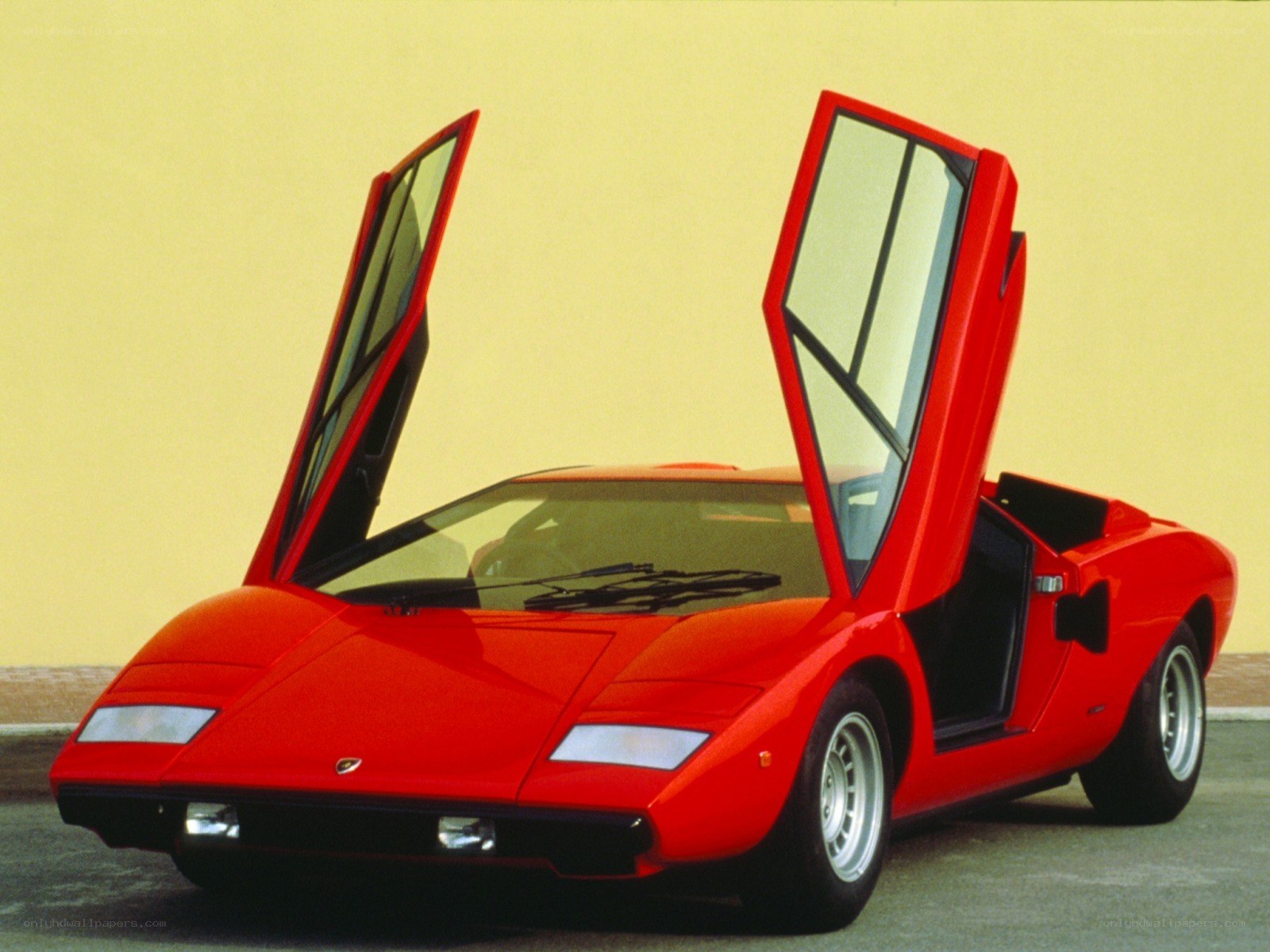 Red Lamborghini Countach