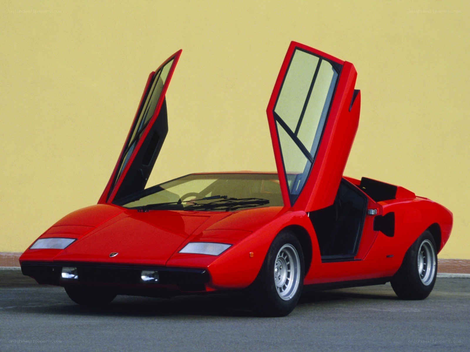 Red Lamborghini Countach