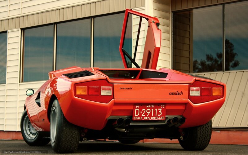 Red Lamborghini Countach — Dramatic