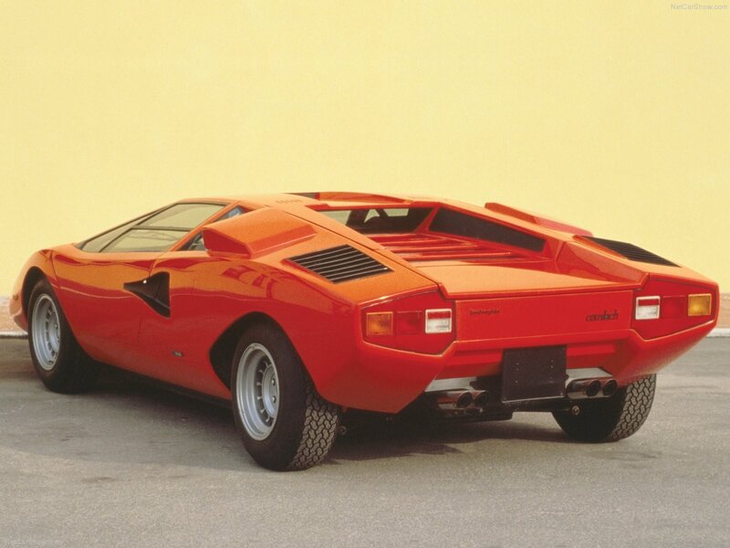 Red Lamborghini Countach — Static