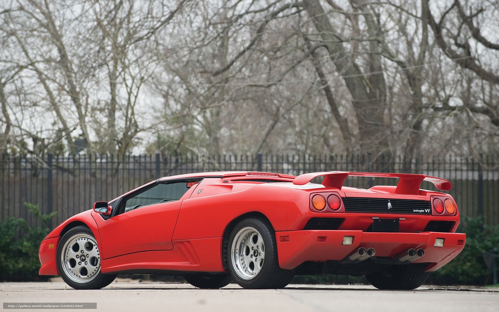 Red Lamborghini Diablo VT