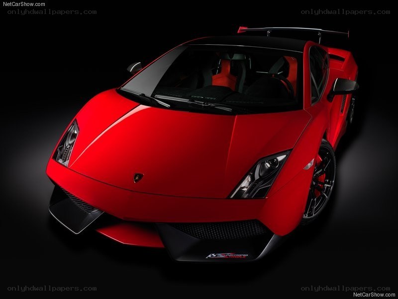 Red Lamborghini Gallardo
