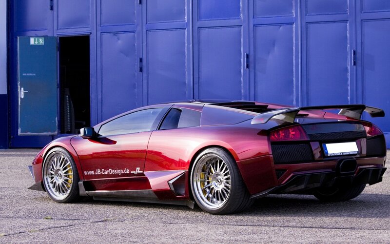 red lamborghini sports car