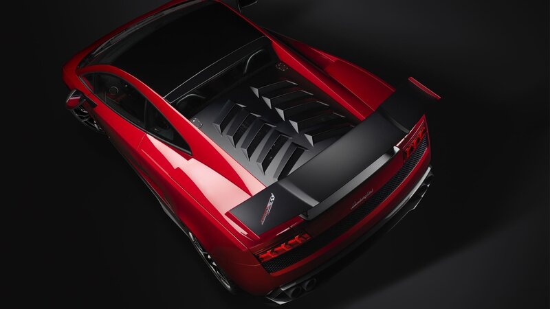 red lamborghini sports car