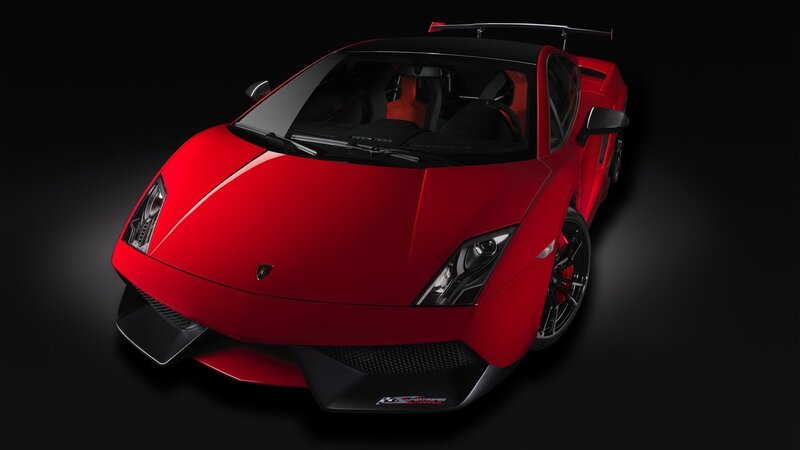 red lamborghini sports car