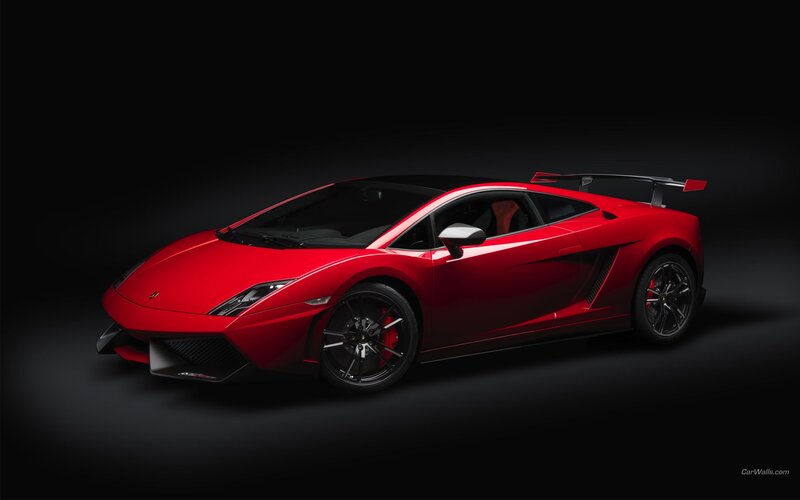 red lamborghini sports car