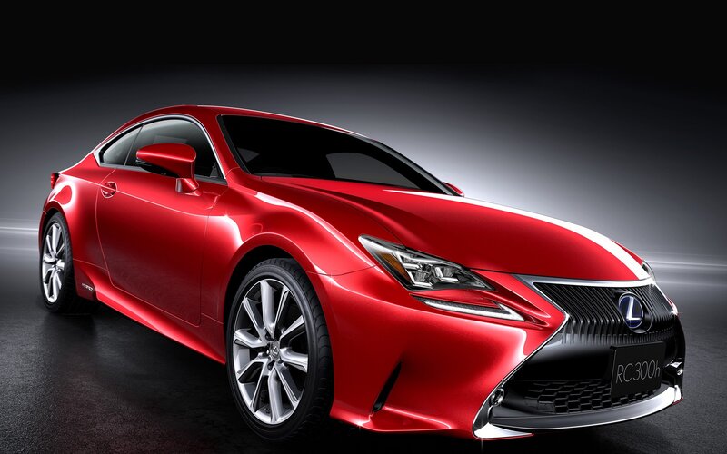 Red Lexus Rc300h Coupe