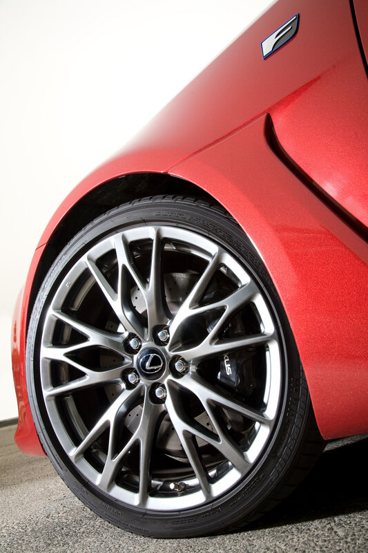 red lexus wheel close-up
