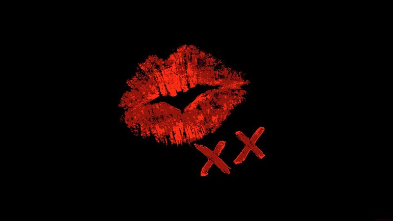 Red Lipstick Kiss Mark — Black