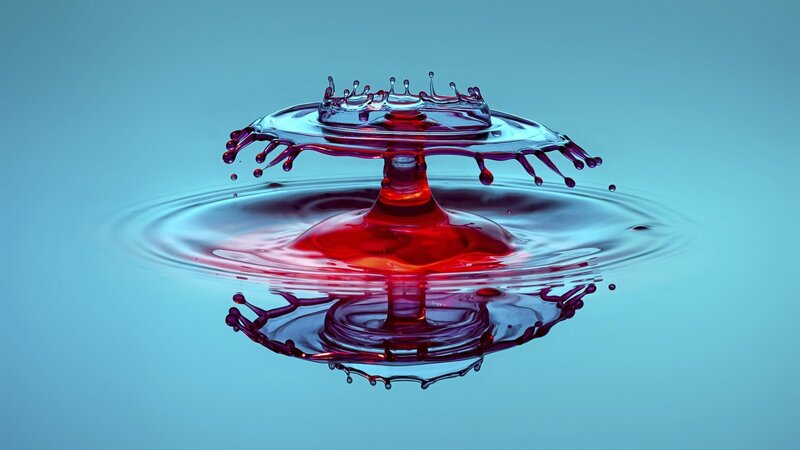 Red Liquid Splash — Blue