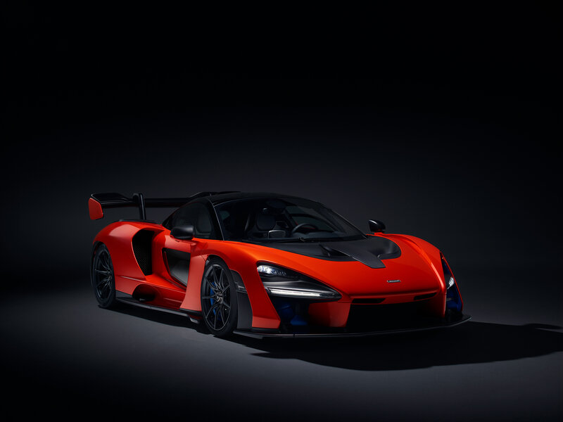 Red McLaren Senna