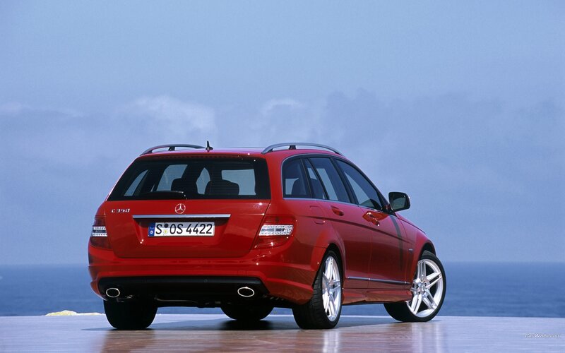 Red Mercedes-Benz C350 Estate