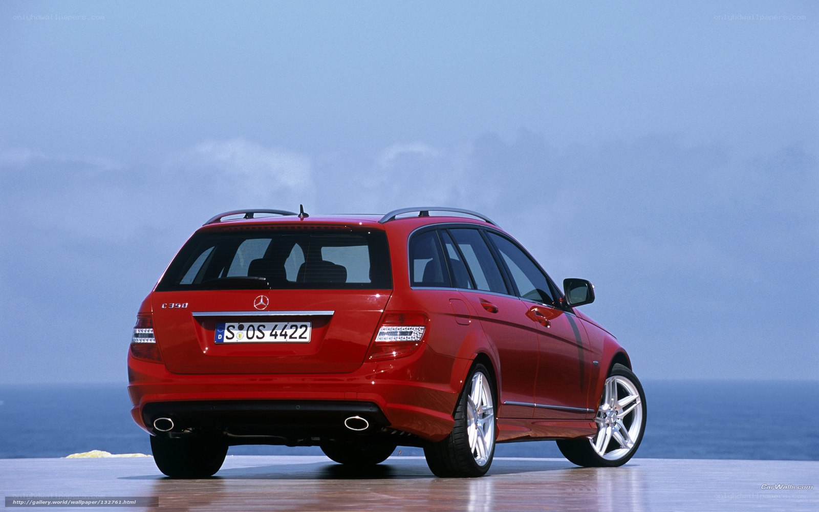 Red Mercedes-Benz C350 Estate
