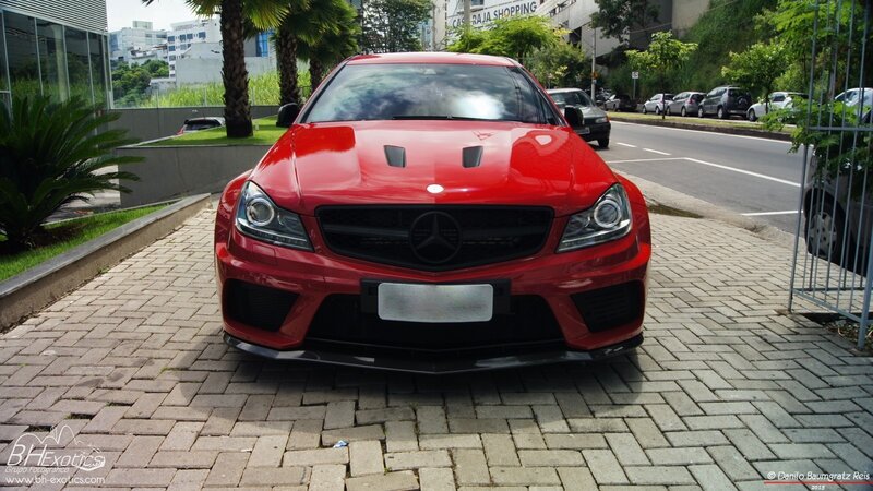 Red Mercedes-Benz C63 AMG — Calm