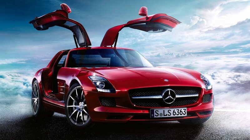 Red Mercedes-Benz SLS AMG