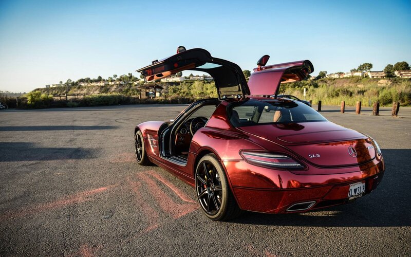 Red Mercedes-Benz SLS AMG