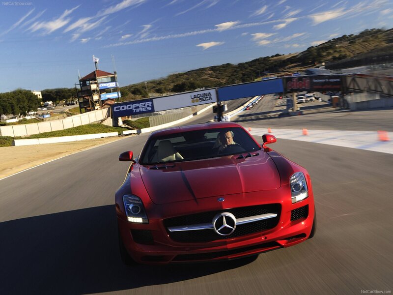 Red Mercedes-Benz SLS AMG on track