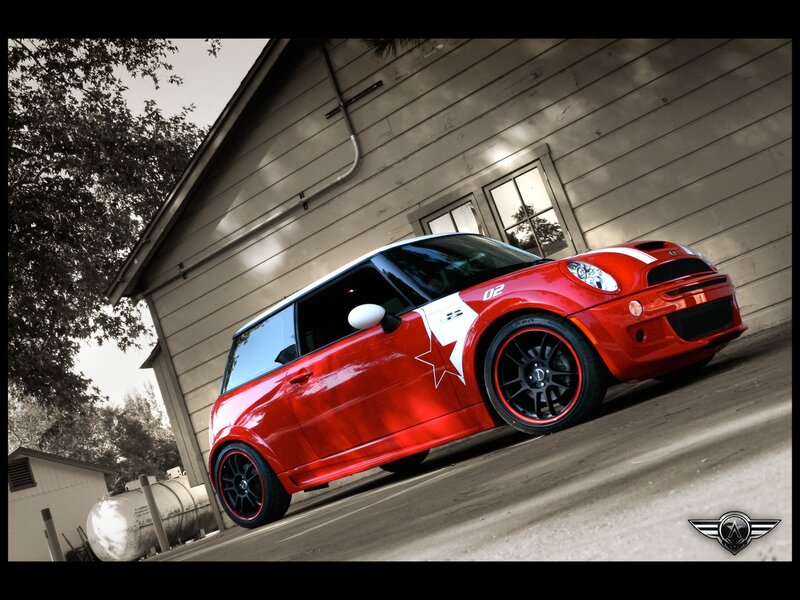 red mini cooper with star decal