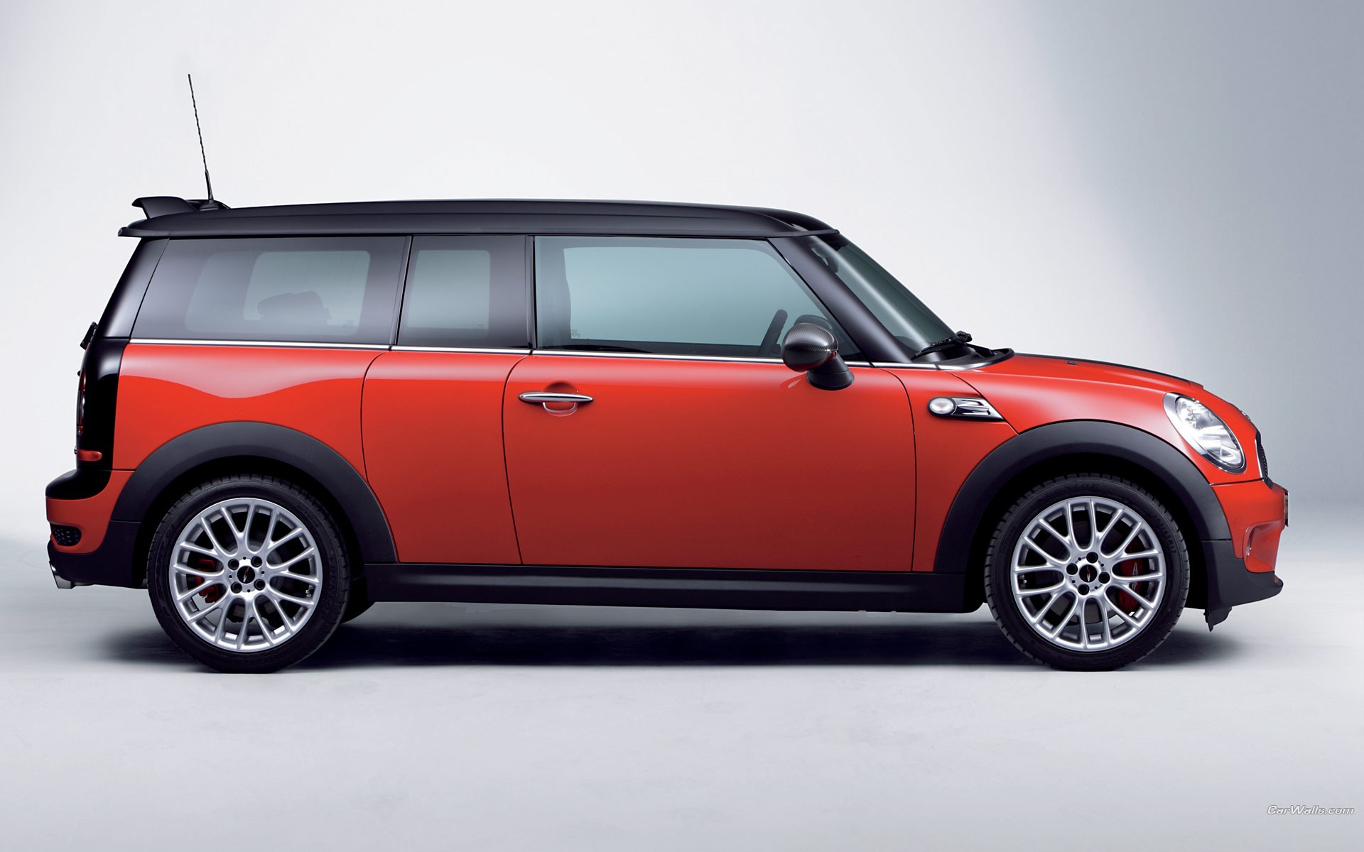 red mini countryman side view
