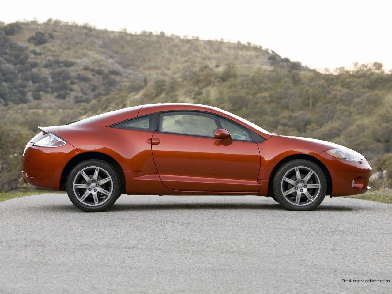 red mitsubishi eclipse coupe