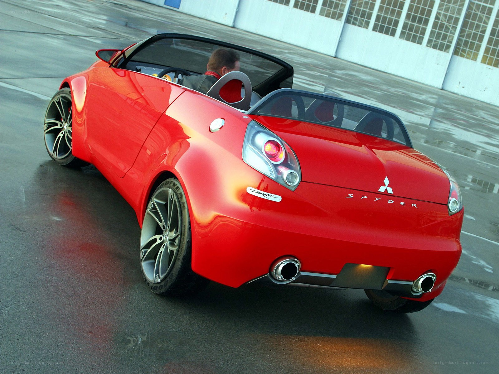 Red Mitsubishi Spyder concept car