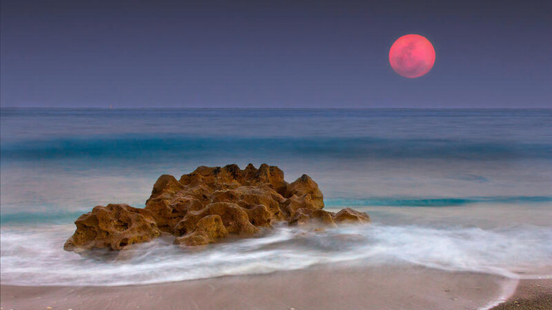 Red Moon over Ocean — Blue