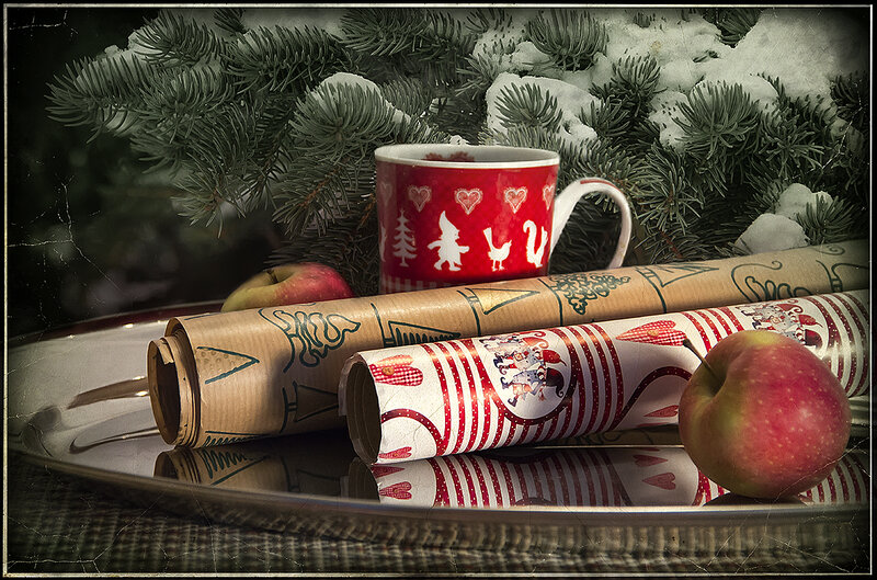 Red Mug with Apples
