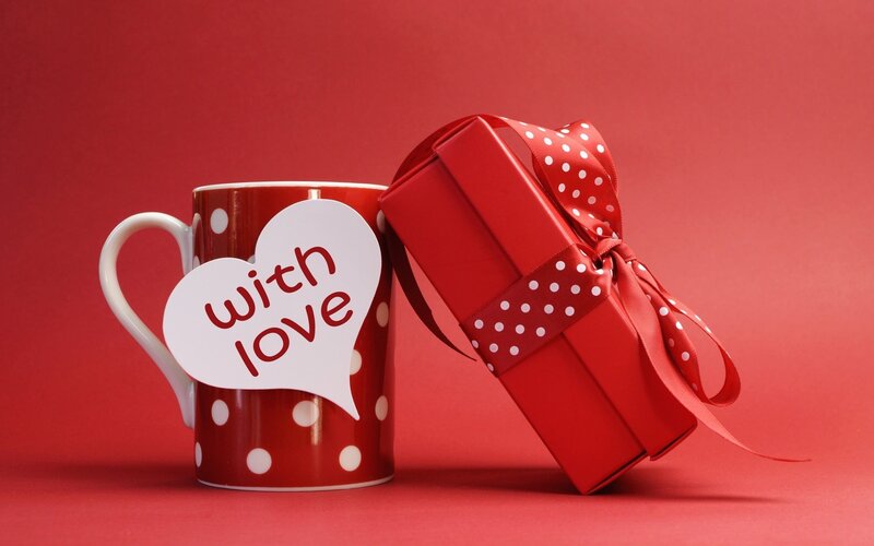 Red mug with love gift
