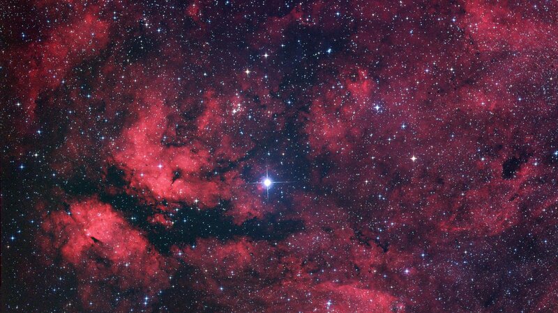 Red Nebula in Starfield