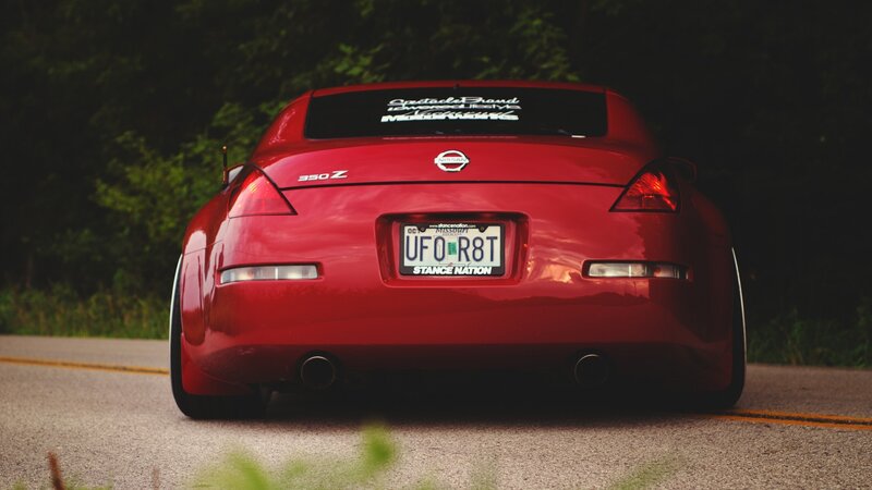 Red Nissan 350z Car