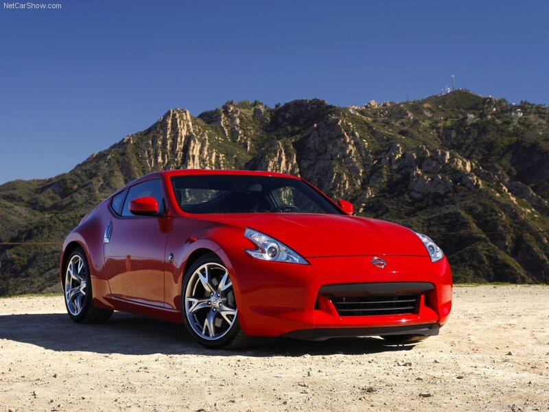 Red Nissan 370Z sports car