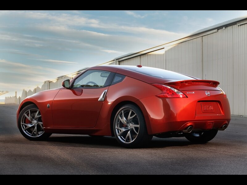 Red Nissan 370Z sports car