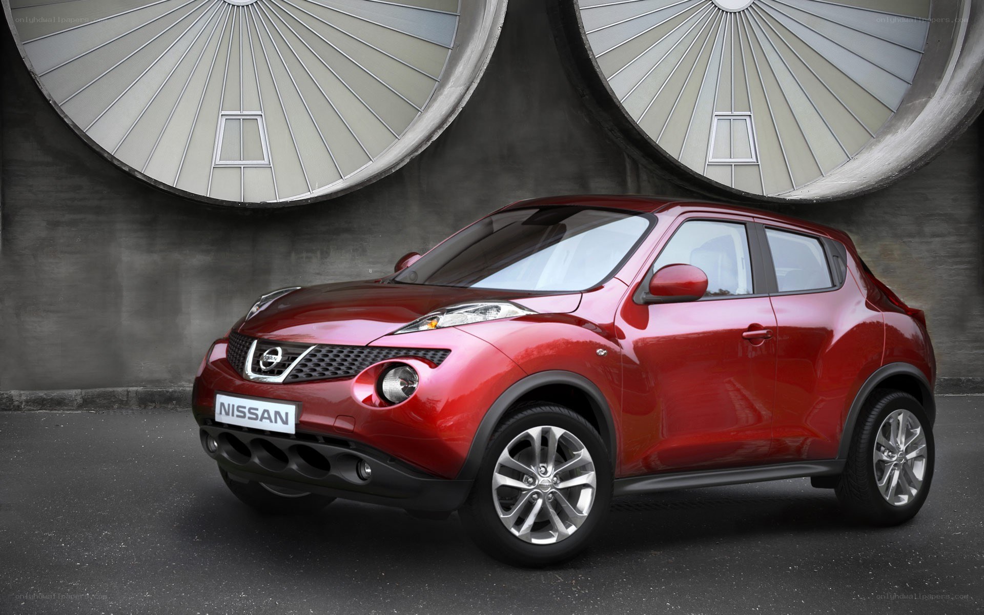 Red Nissan Juke car