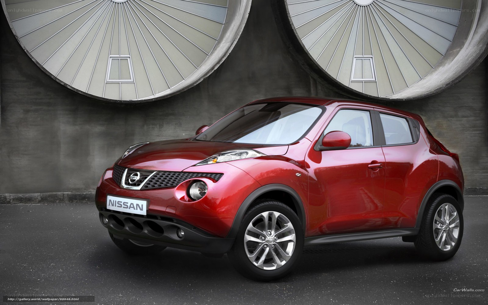 Red Nissan Juke car