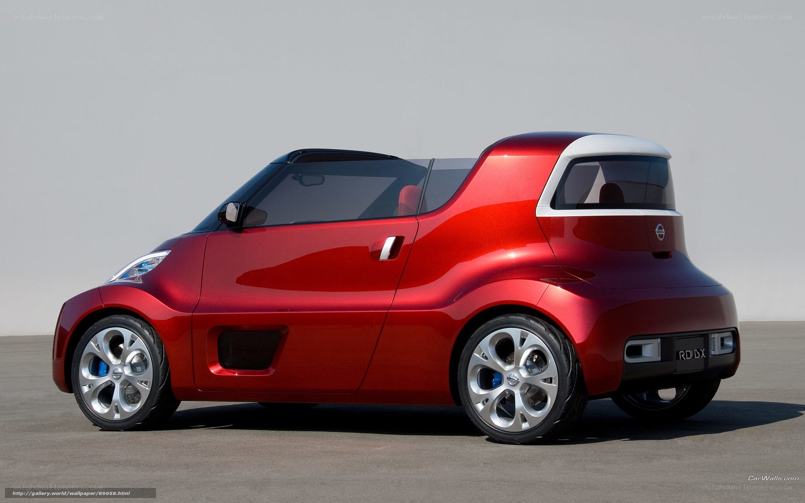 Red Nissan RD-0X concept car