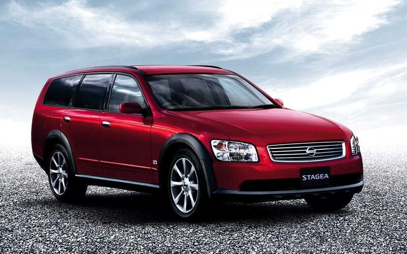 Red Nissan Stagea